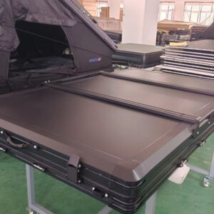 Portapacchi in alluminio per tenda da tetto modello MURZUQ (ST-02)