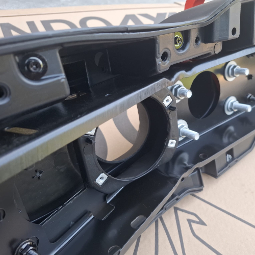 Paraurti anteriore in plastica modello 10° anniversario con angoli bassi per Jeep Wrangler JK dal 2006 al 2017 - immagine 4