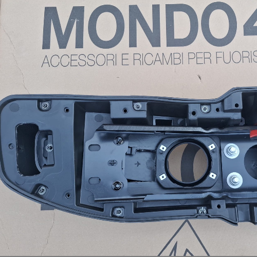 Paraurti anteriore in plastica modello 10° anniversario con angoli bassi per Jeep Wrangler JK dal 2006 al 2017 - immagine 8